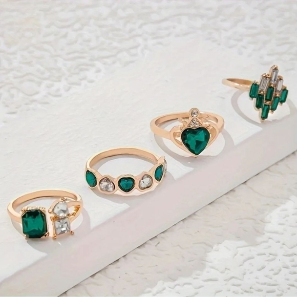 RINGS 4 PIECES - Picture 2 of 5